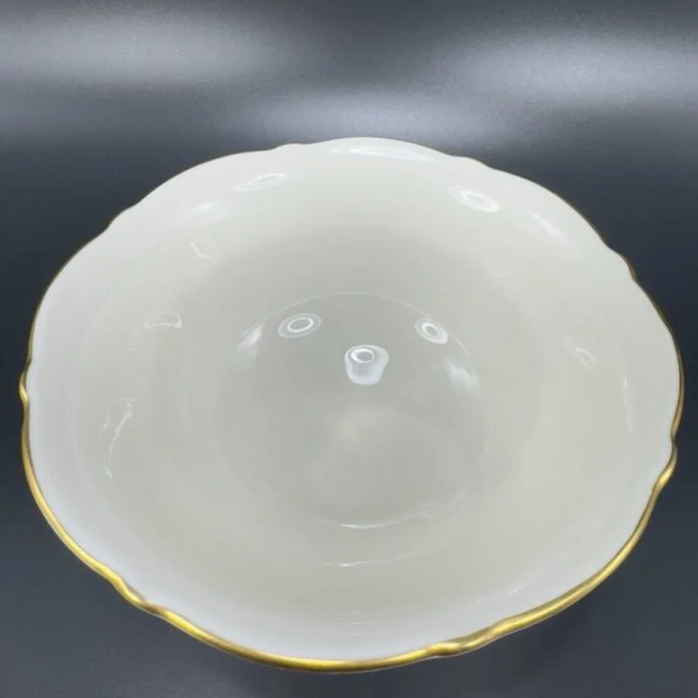 Pickard RICHMOND Footes‎ Ivory Porcelain Dish Bowl Gold Trim Kraft Medallion USA